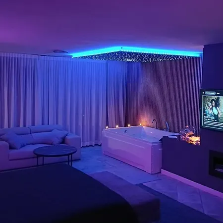 Luxury Quartu ゲストハウス クアルトゥ・サンテーレナ